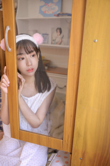 美女黄a